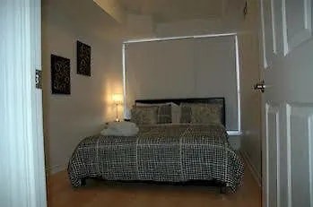 Διαμέρισμα Living Suites Toronto - Front & John